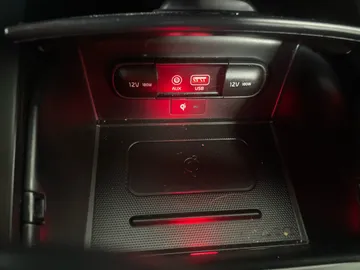 2019 Kia Sorento - image 26