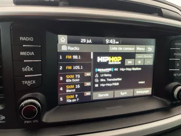 2019 Kia Sorento - image 28
