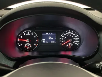 2019 Kia Sorento - image 16