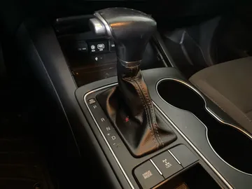 2019 Kia Sorento - image 27