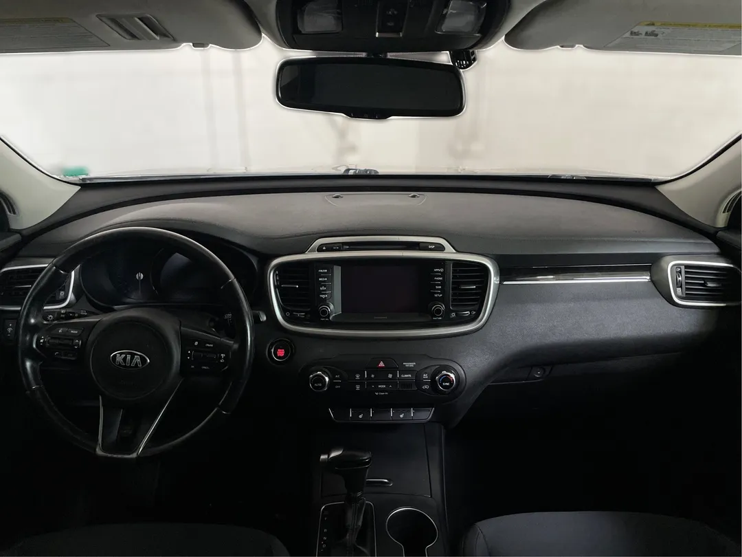 2018 Kia Sorento — photo 4