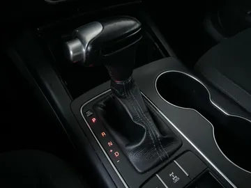 2018 Kia Sorento - image 28