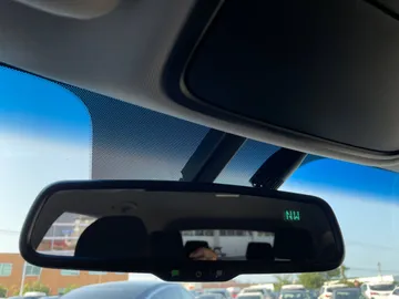2018 Kia Sorento - image 16