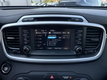 2018 Kia Sorento - image 27