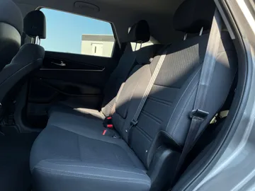 2018 Kia Sorento - image 15