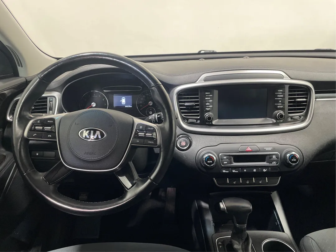 2020 Kia Sorento — photo 4