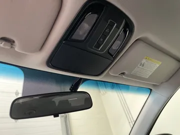 2020 Kia Sorento - image 16