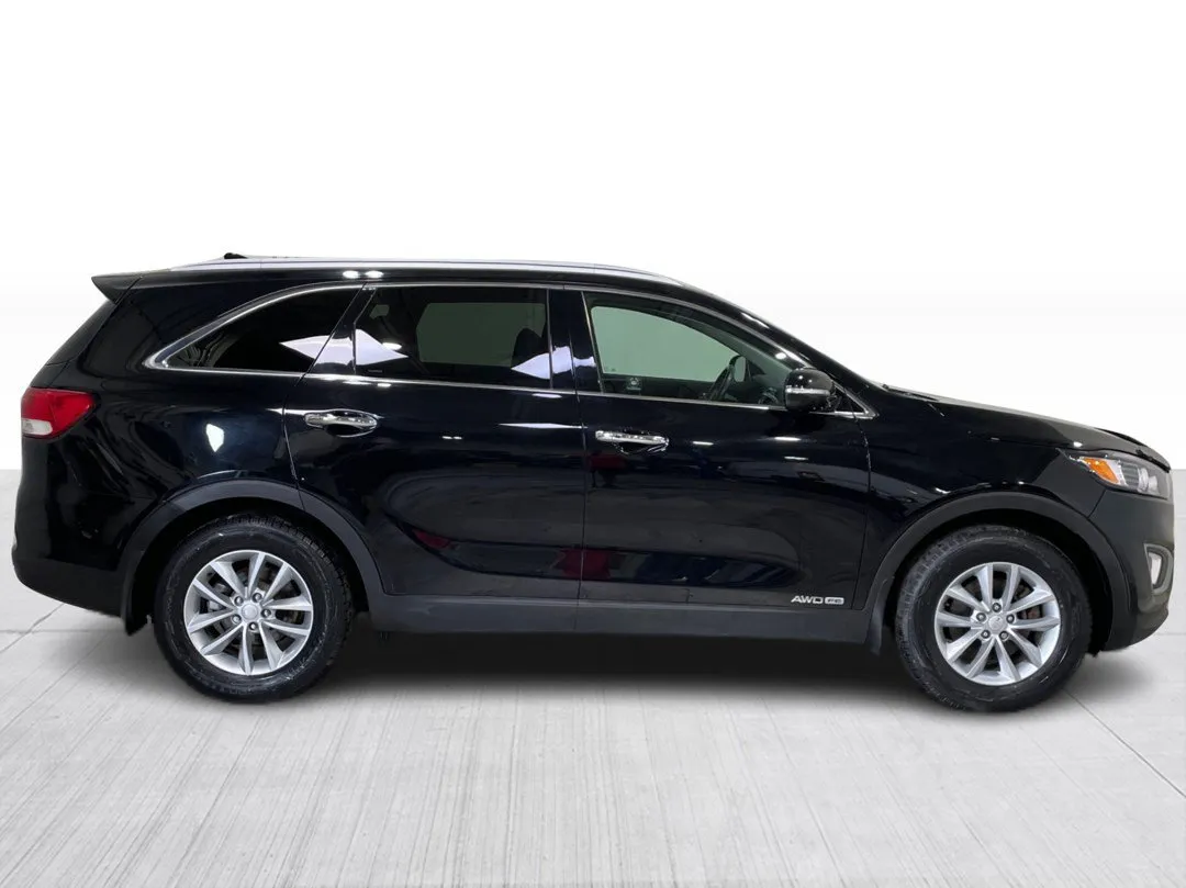 2018 Kia Sorento — photo 2