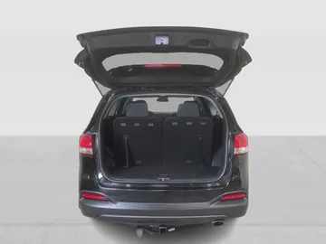 2018 Kia Sorento - image 13