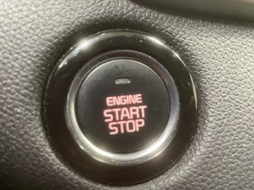 2018 Kia Sorento - image 24