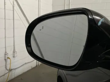 2018 Kia Sorento - image 20