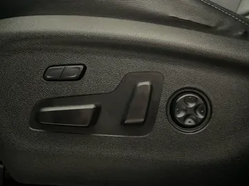 2018 Kia Sorento - image 19