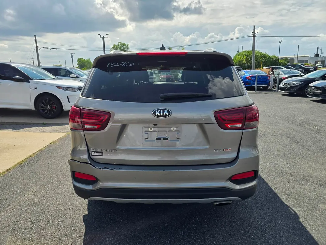 2019 Kia Sorento — photo 5