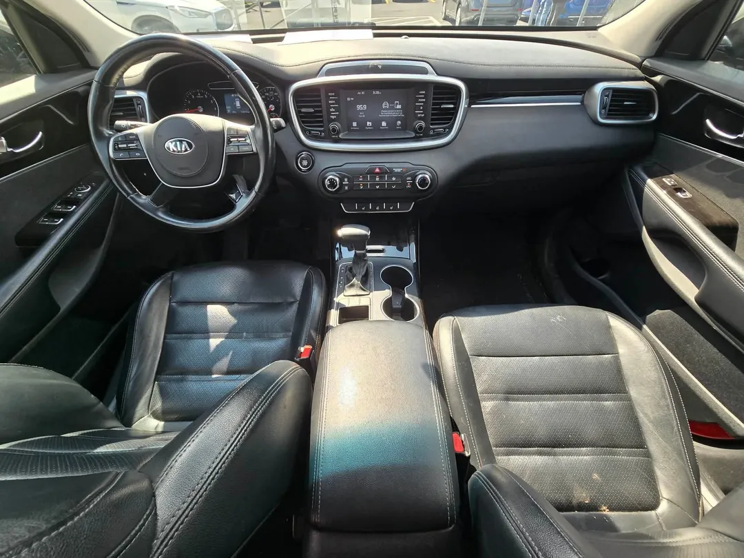2019 Kia Sorento — photo 8