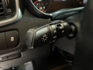 2019 Kia Sorento - image 18