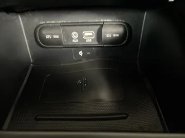 2019 Kia Sorento - image 26