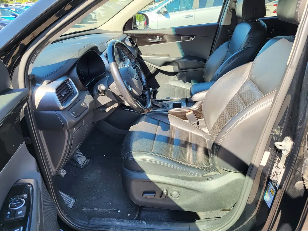 2019 Kia Sorento — photo 7