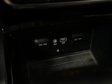 2019 Kia Sorento - image 24