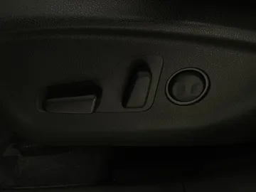 2019 Kia Sorento - image 19