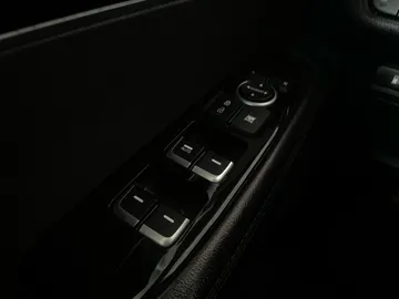 2019 Kia Sorento - image 18