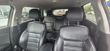 2019 Kia Sorento - image 7