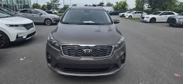2019 Kia Sorento - image 2