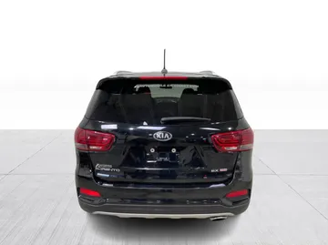 2019 Kia Sorento - image 12