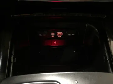 2019 Kia Sorento - image 27
