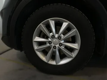 2019 Kia Sorento - image 17