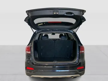 2019 Kia Sorento - image 12