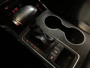 2019 Kia Sorento - image 27