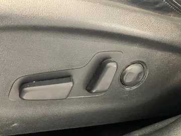 2019 Kia Sorento - image 16