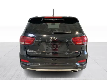 2019 Kia Sorento - image 7