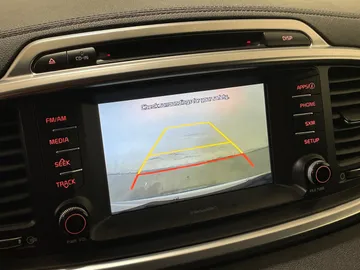 2018 Kia Sorento - image 22