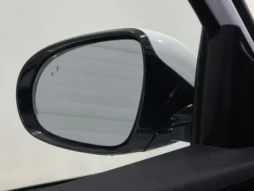 2018 Kia Sorento - image 21