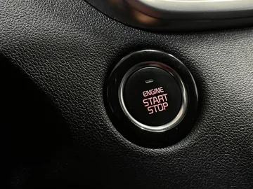 2018 Kia Sorento - image 24