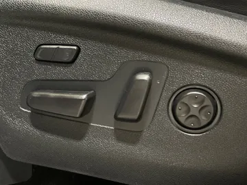 2018 Kia Sorento - image 19