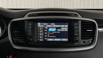 2019 Kia Sorento - image 33