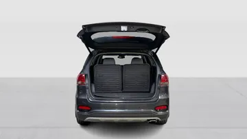 2019 Kia Sorento - image 14