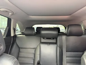 2020 Kia Sorento - image 7