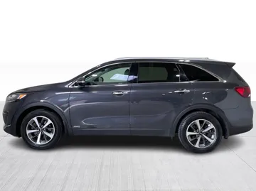2019 Kia Sorento - image 10