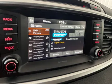 2019 Kia Sorento - image 30