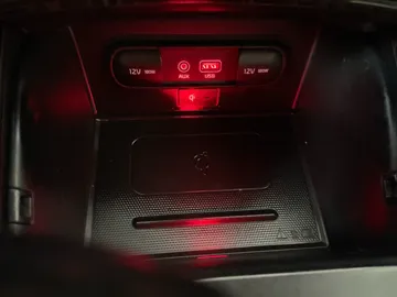 2019 Kia Sorento - image 28