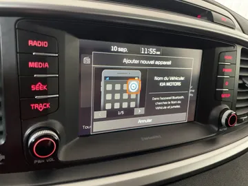 2019 Kia Sorento - image 27