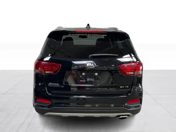 2019 Kia Sorento - image 11