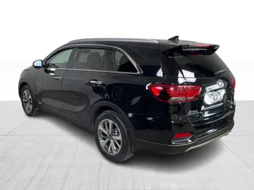 2019 Kia Sorento - image 10