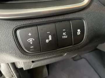 2019 Kia Sorento - image 31