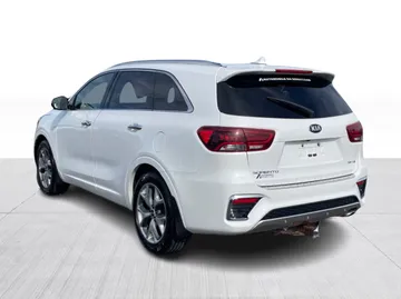 2019 Kia Sorento - image 12