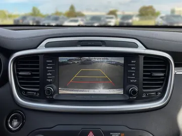 2019 Kia Sorento - image 22
