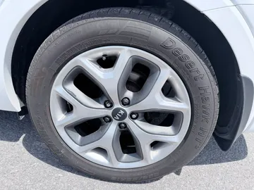 2019 Kia Sorento - image 7